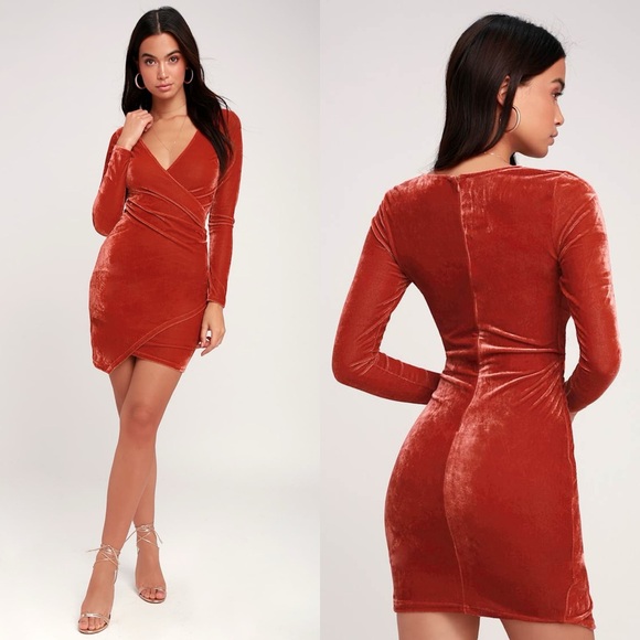Lulus | Date Night Rust Orange Velvet Long Sleeve Ruched Bodycon Dress - Picture 1 of 7